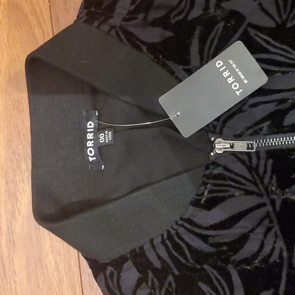 Burout Velvet Bomber jacket - Picture 2 of 3